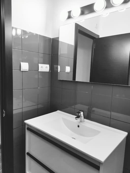 Ferienwohnung 6P Apartamento Junto Ciudad De Las Artes Y Ruzafa Valencia Exterior foto